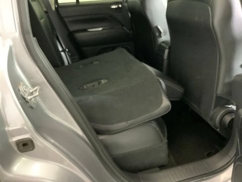 Used 2017 Jeep Compass High Altitude AWD/4WD image 27