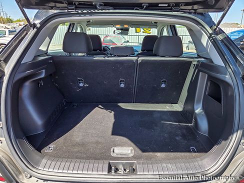 Used 2021 Hyundai Kona SE image 27