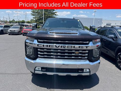 Used 2020 Chevrolet Silverado 2500 LTZ w/ LTZ Plus Package AWD/4WD image 2