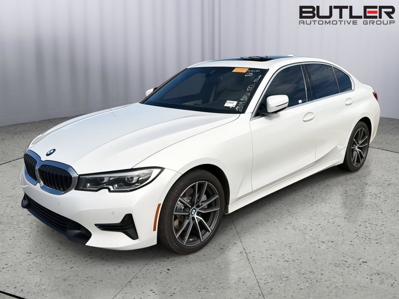 Used 2019 BMW 330i xDrive Sedan w/ Convenience Package AWD/4WD image 2