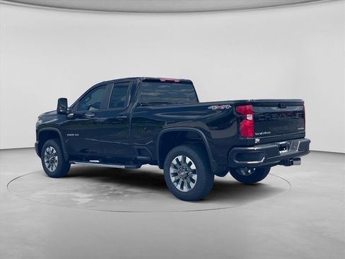 New 2026 Chevrolet Silverado 2500 Custom w/ Custom Value Package AWD/4WD image 5