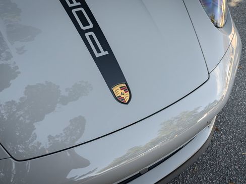 Used 2023 Porsche 911 Carrera GTS RWD image 10
