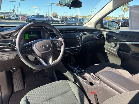 Used 2023 Chevrolet Bolt EUV LT w/ Driver Confidence Package image 17