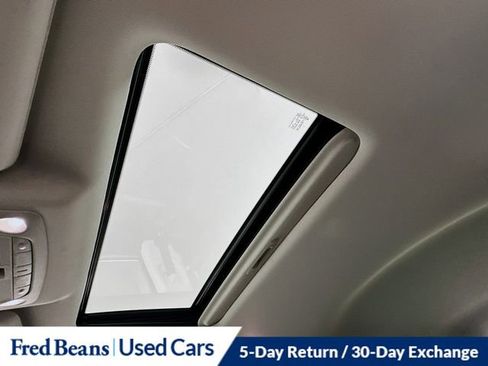 Used 2022 Nissan Armada SL image 24