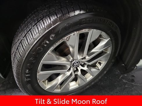 Used 2022 Toyota RAV4 XLE Premium AWD/4WD image 11