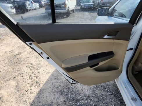 Used 2008 Honda Accord LX-P image 26