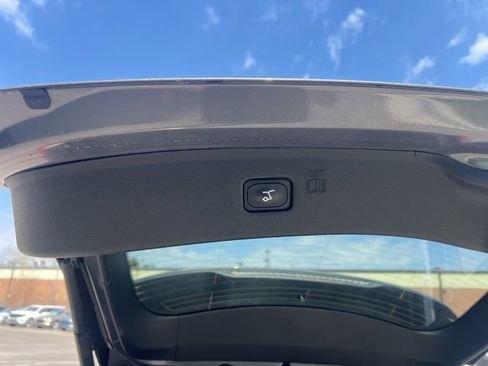 Used 2024 Ford Edge SEL w/ Convenience Package image 16