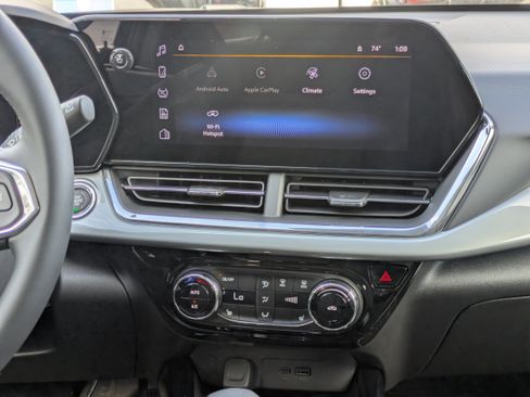 New 2026 Chevrolet Trax LT w/ Driver Confidence Package image 5