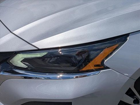 Used 2023 Nissan Altima 2.5 S FWD image 7