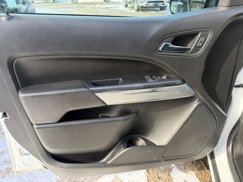 Used 2021 Chevrolet Colorado LT w/ Fleet Safety Package image 13