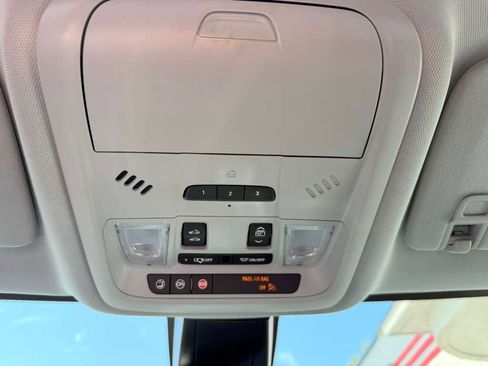 Used 2021 Chevrolet Blazer LT w/ Midnight/Sport Edition image 38