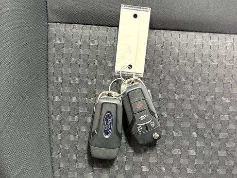 Used 2024 Ford Transit 250 Low Roof AWD w/ Exterior Upgrade Package image 26