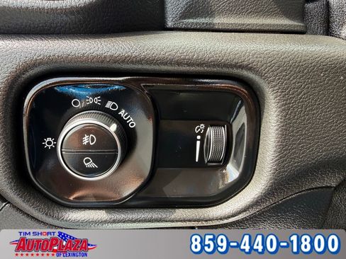 Used 2021 RAM 1500 Big Horn AWD/4WD image 23