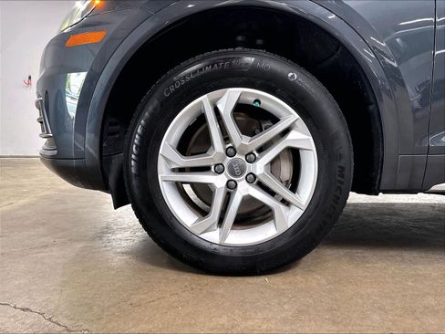 Used 2018 Audi Q5 2.0T Premium Plus w/ Premium Plus Package AWD/4WD image 11