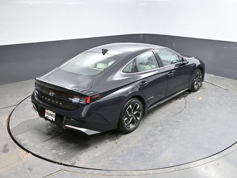 Used 2025 Hyundai Sonata SEL FWD image 26