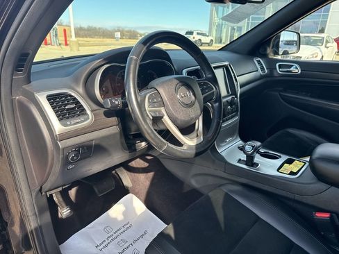 Used 2015 Jeep Grand Cherokee Altitude image 8