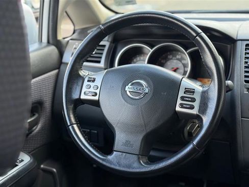 Used 2007 Nissan Versa Hatchback w/ Convenience Pkg FWD image 21
