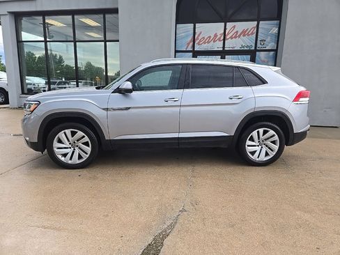 Used 2022 Volkswagen Atlas Cross Sport SE AWD/4WD image 6