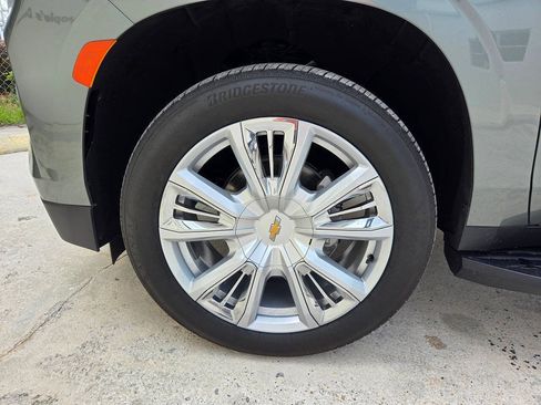 Used 2023 Chevrolet Tahoe High Country AWD/4WD image 20
