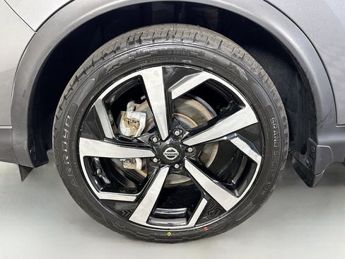 Used 2022 Nissan Rogue Sport SL w/ Premium Package AWD/4WD image 38
