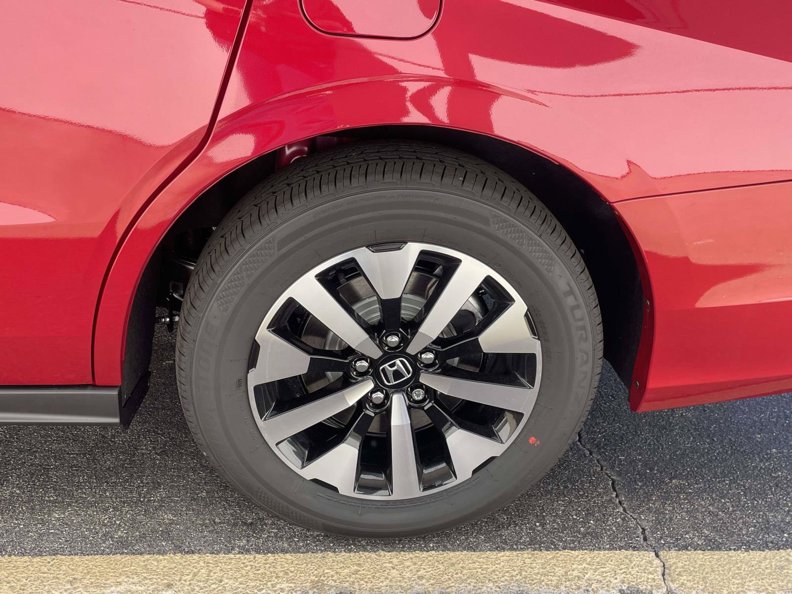 New 2027 Honda Odyssey EX-L image 2
