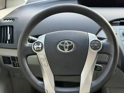 Used 2012 Toyota Prius Two image 13