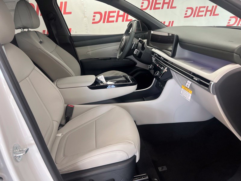 New 2026 Hyundai Tucson Limited AWD/4WD image 13