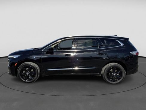 Certified 2023 Buick Enclave Essence w/ Experience Buick Package image 3