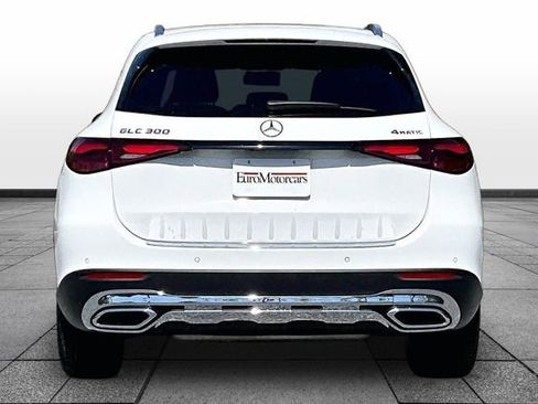 Certified 2026 Mercedes-Benz GLC 300 4MATIC image 8