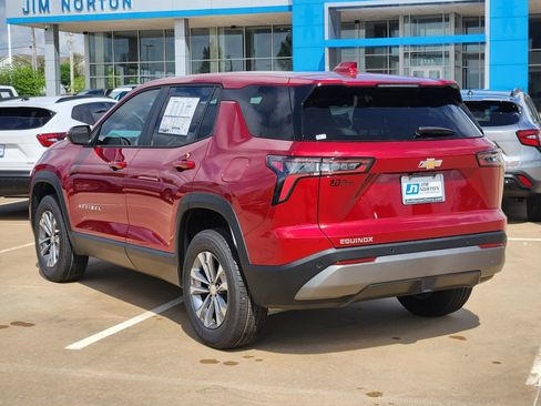 New 2026 Chevrolet Equinox LT FWD image 4