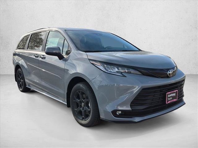 New 2026 Toyota Sienna XLE Woodland Edition AWD/4WD image 7