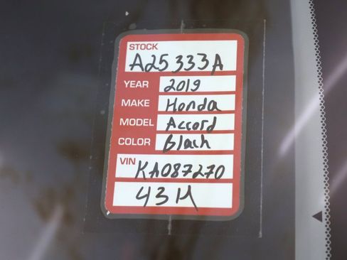 Used 2019 Honda Accord EX-L image 26