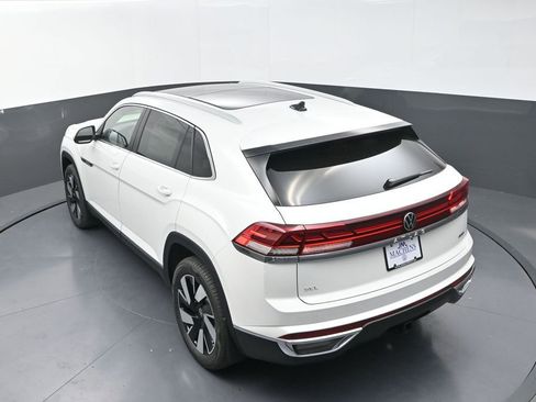 New 2026 Volkswagen Atlas Cross Sport SEL image 16