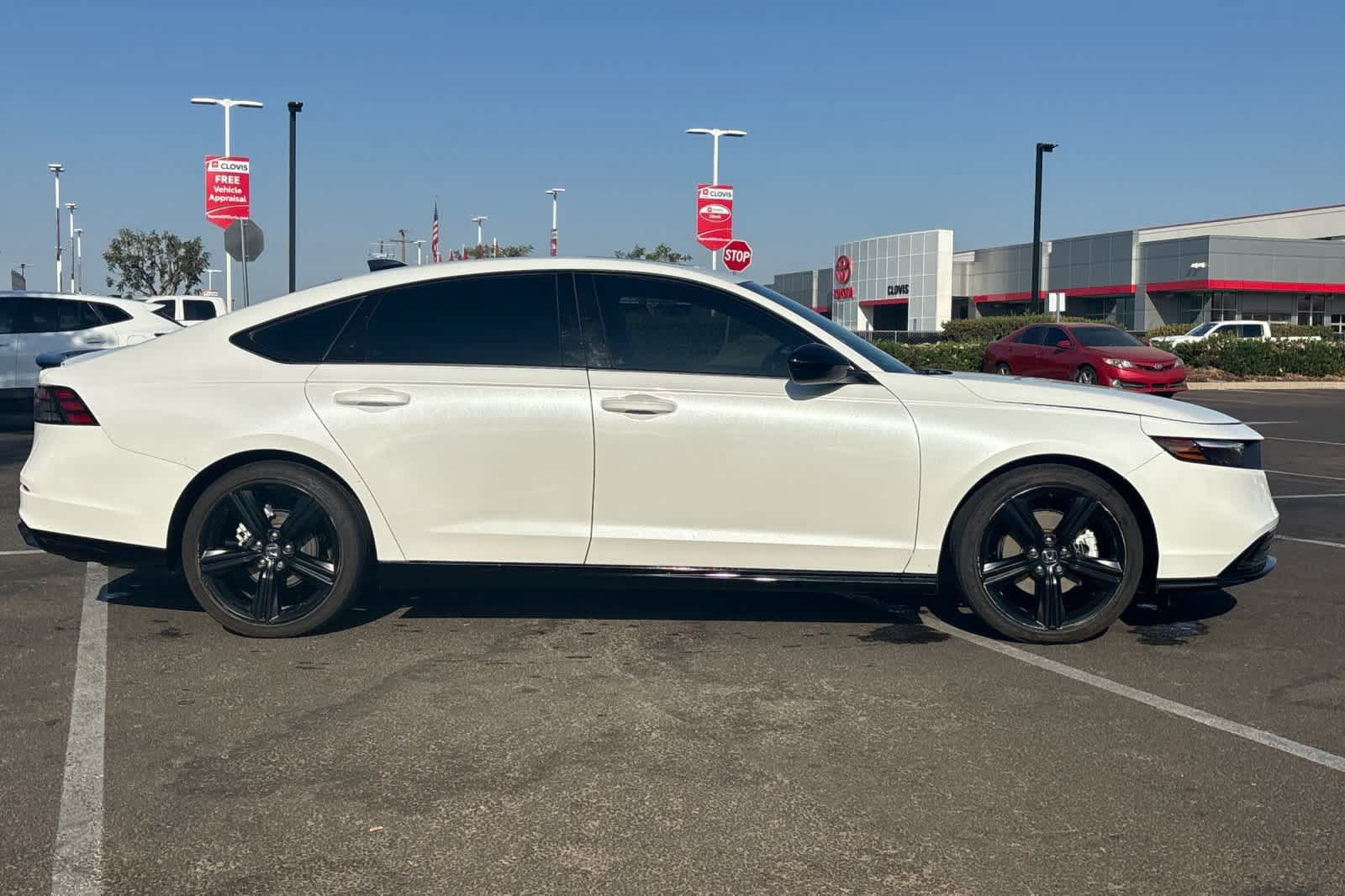 Used 2025 Honda Accord Sport image 9