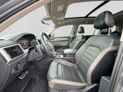 Used 2023 Volkswagen Atlas SEL Premium AWD/4WD image 19