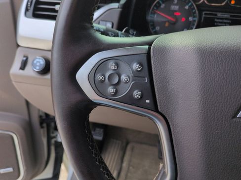 Used 2015 Chevrolet Suburban LTZ AWD/4WD image 33