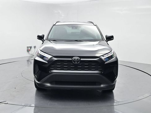 Used 2024 Toyota RAV4 XLE AWD/4WD image 20