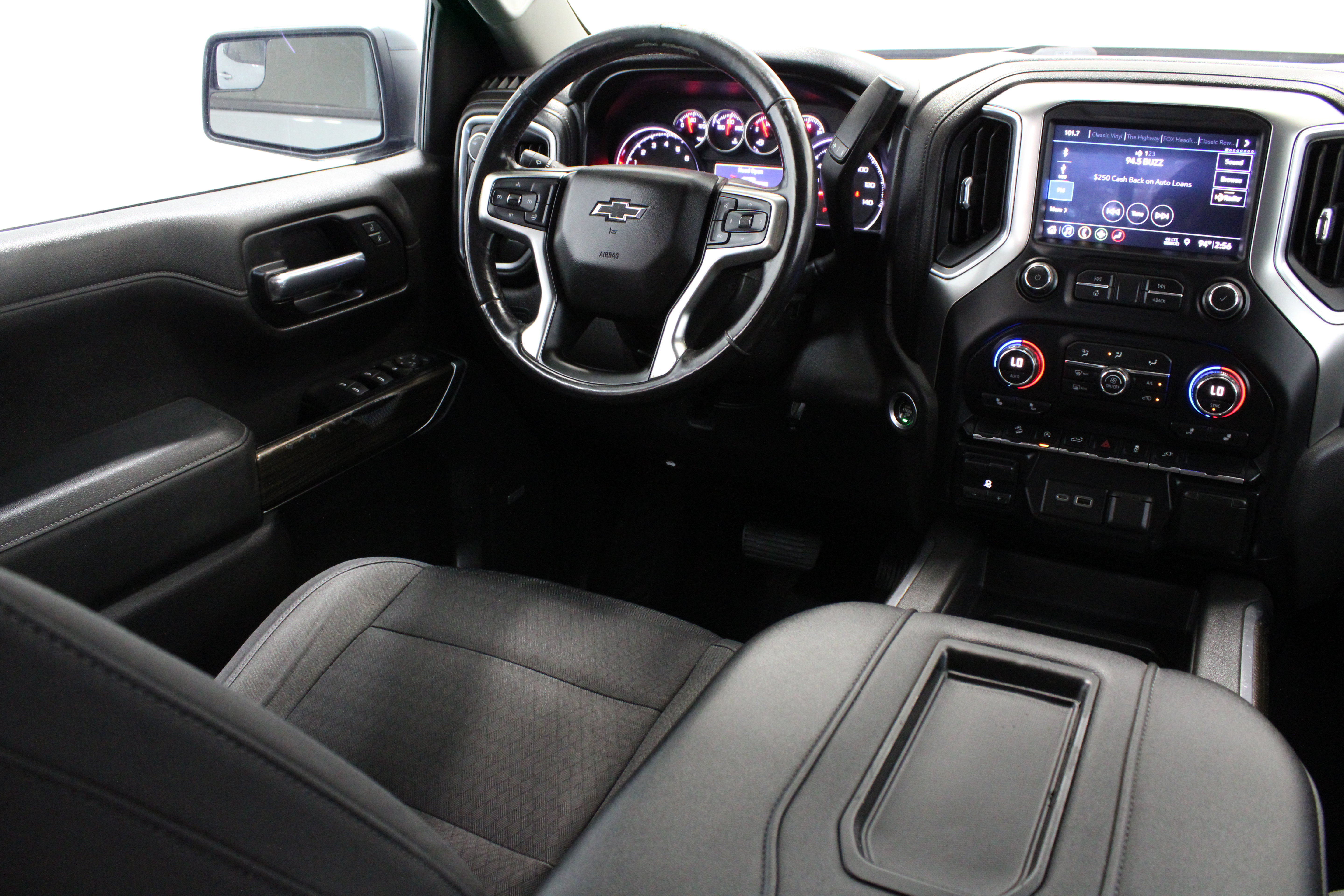 Used 2019 Chevrolet Silverado 1500 RST w/ All-Star Edition AWD/4WD image 32