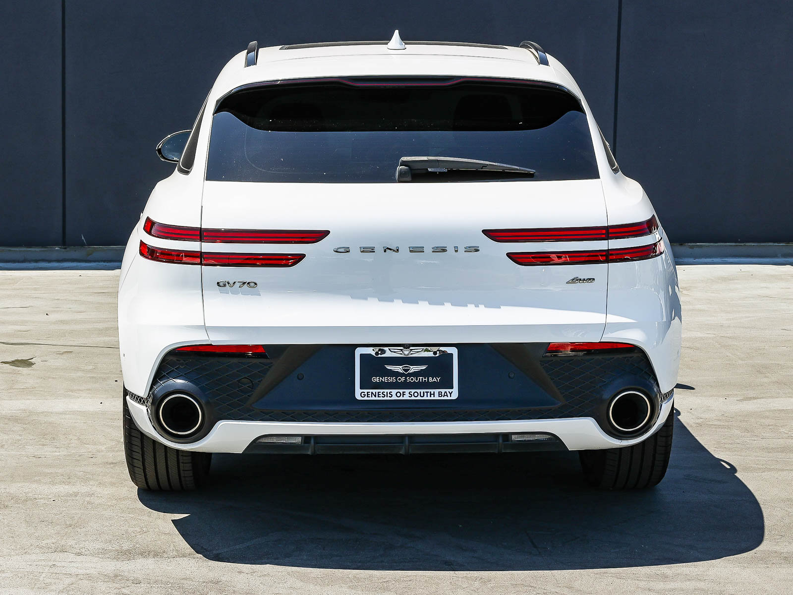 Used 2023 Genesis GV70 2.5T w/ Sport Prestige Package AWD/4WD image 5