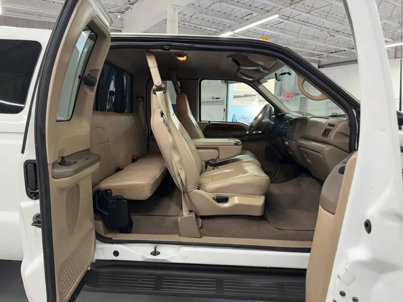 Used 2000 Ford F250 4x4 SuperCab Super Duty image 32