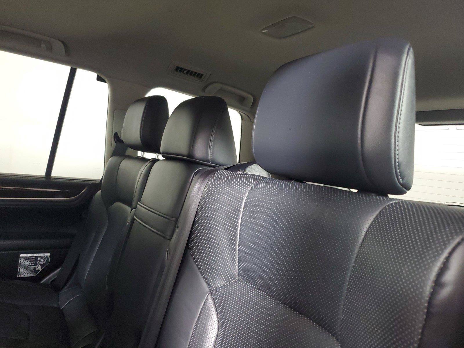 Used 2018 Lexus LX 570 4WD image 13