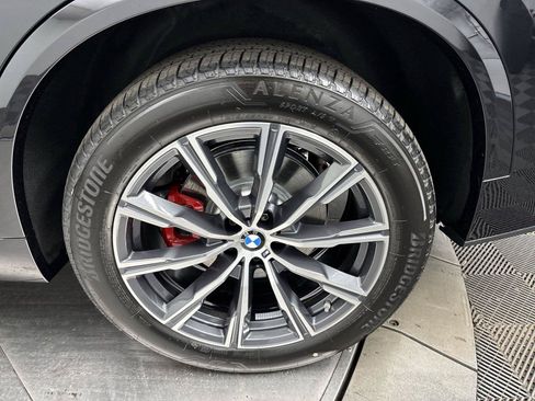 New 2026 BMW X5 xDrive40i w/ M Sport Package AWD/4WD image 27