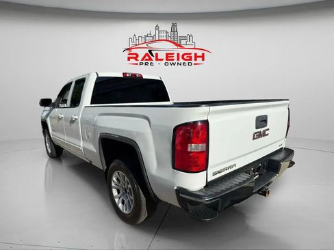 Used 2018 GMC Sierra 1500 SLE w/ SLE Value Package image 2