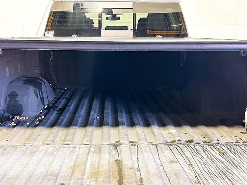 Used 2022 Chevrolet Silverado 1500 LT w/ Leather Package image 25