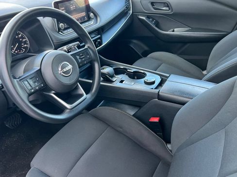 Used 2024 Nissan Rogue S AWD/4WD image 7