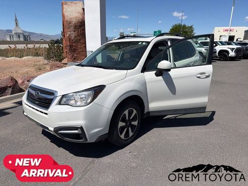 Used 2018 Subaru Forester 2.5i Premium AWD/4WD image 3