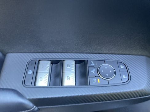 Used 2024 Mitsubishi Outlander Ralliart image 9