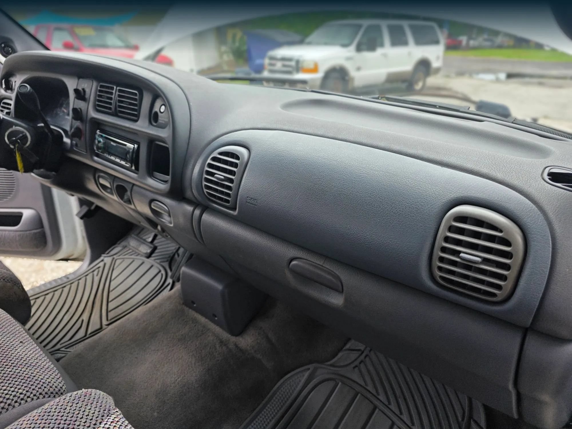 Used 2000 Dodge Ram 1500 Truck 2WD Quad Cab image 31