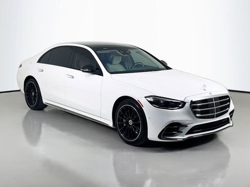 Used 2025 Mercedes-Benz S 580 4MATIC Sedan image 1