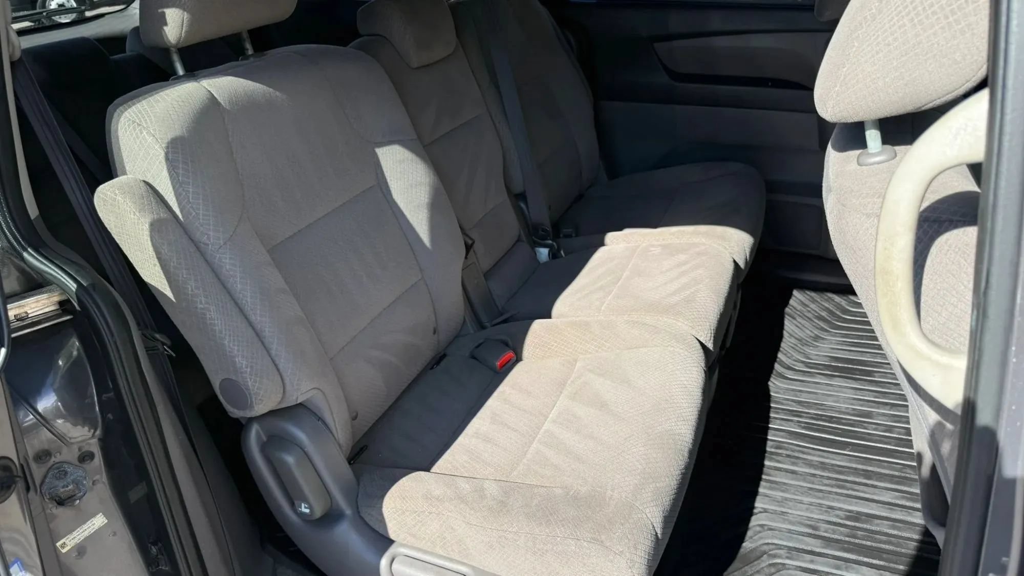 Used 2016 Honda Odyssey SE image 34